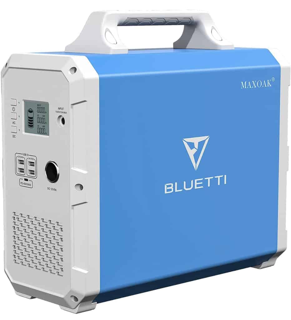 A display of the Maxoak Bluetti EB150 power station