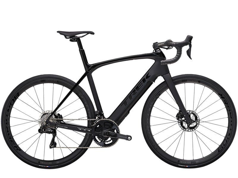 Electric Bikes For Newbies - Shop for the right bike (2023) 12 a display of a Trek electric road bike